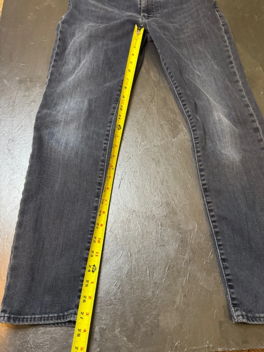 Levis Premium 511 Flex Fit Jeans in Dark Blue Wash Men’s W32L30 Black Label
